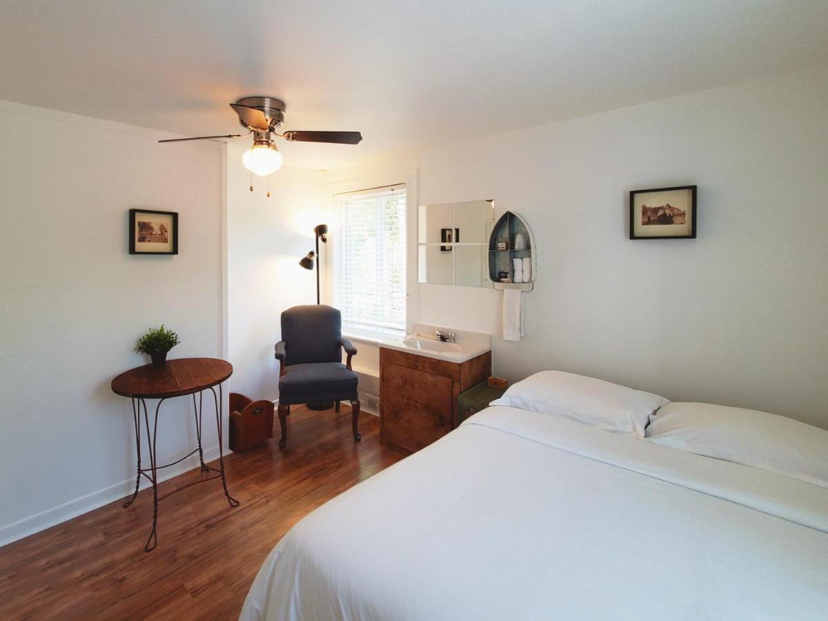 Auberge De La Rive De Charlevoix - Auberge De Jeunesse Familiale Pour Voyageurs De Tous Ages Saint-Joseph-de-la-Rive Экстерьер фото