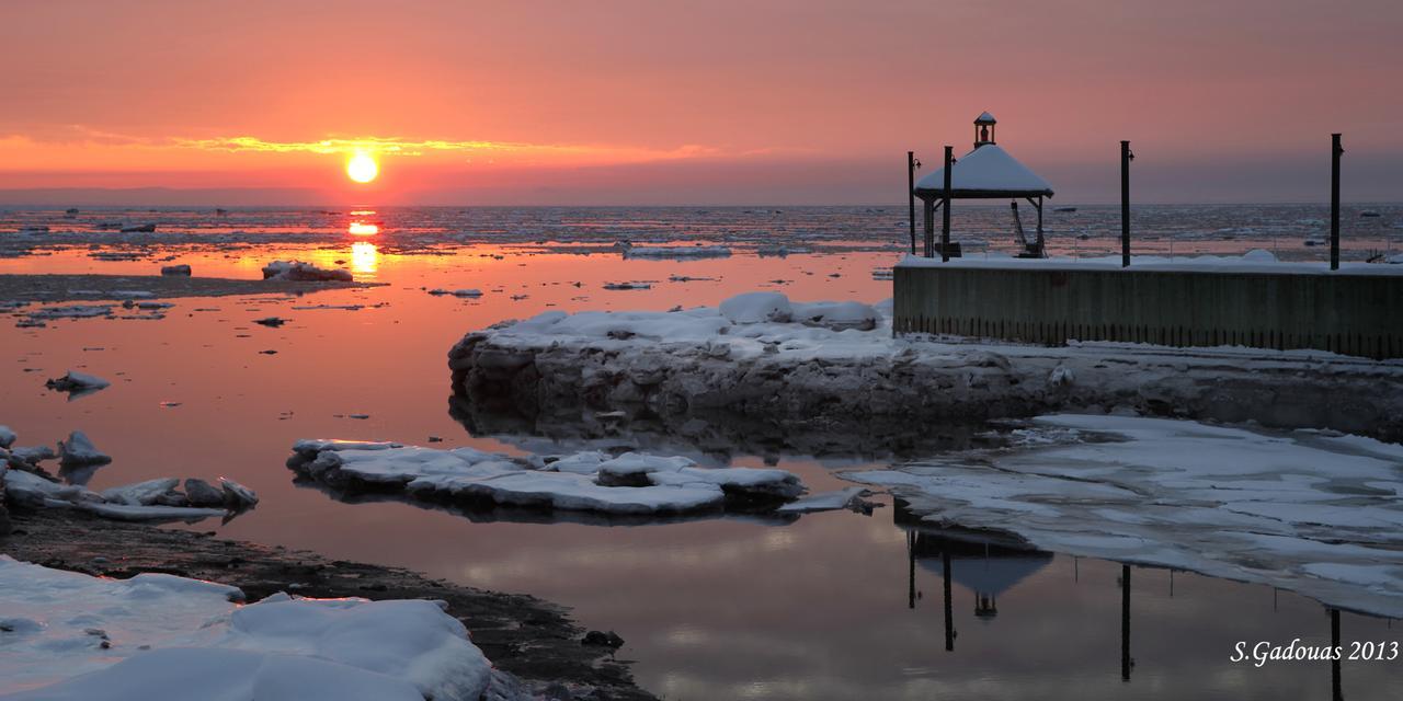 Auberge De La Rive De Charlevoix - Auberge De Jeunesse Familiale Pour Voyageurs De Tous Ages Saint-Joseph-de-la-Rive Экстерьер фото