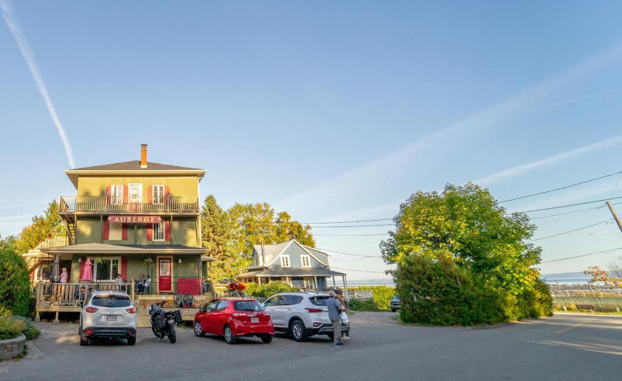 Auberge De La Rive De Charlevoix - Auberge De Jeunesse Familiale Pour Voyageurs De Tous Ages Saint-Joseph-de-la-Rive Экстерьер фото